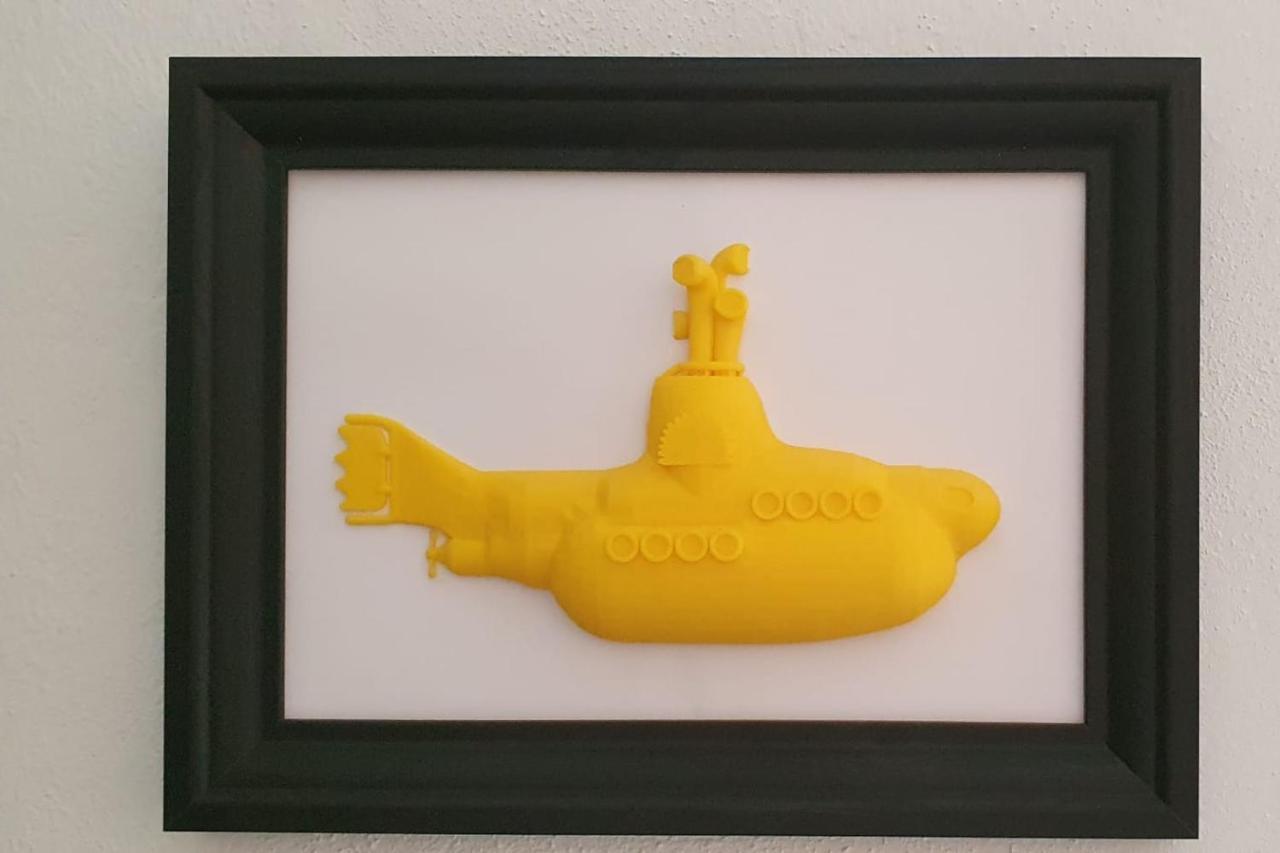 לאגוּ‏ש Lovelystay - Yellow Submarine House מראה חיצוני תמונה